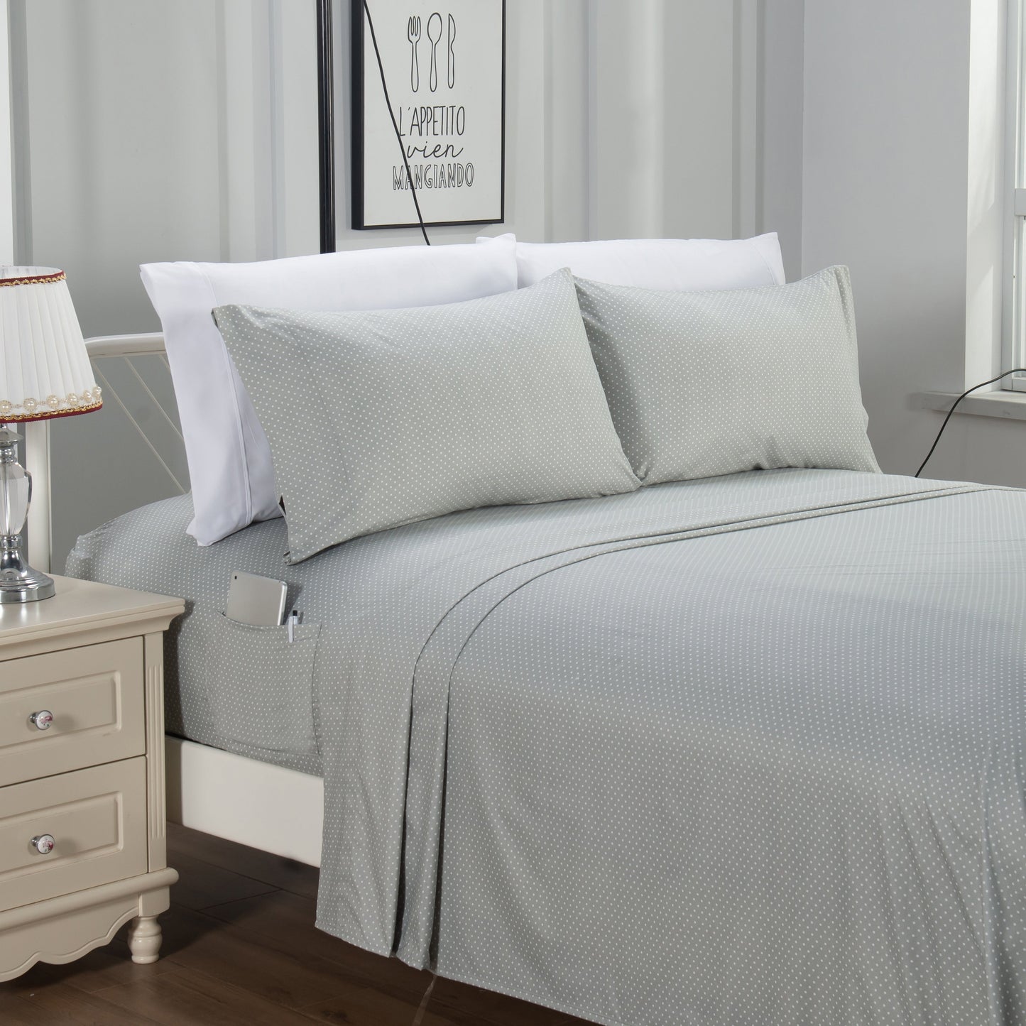 Luxury Bedding Outlet 6-Piece Polka Dot Pattern Sheet Set