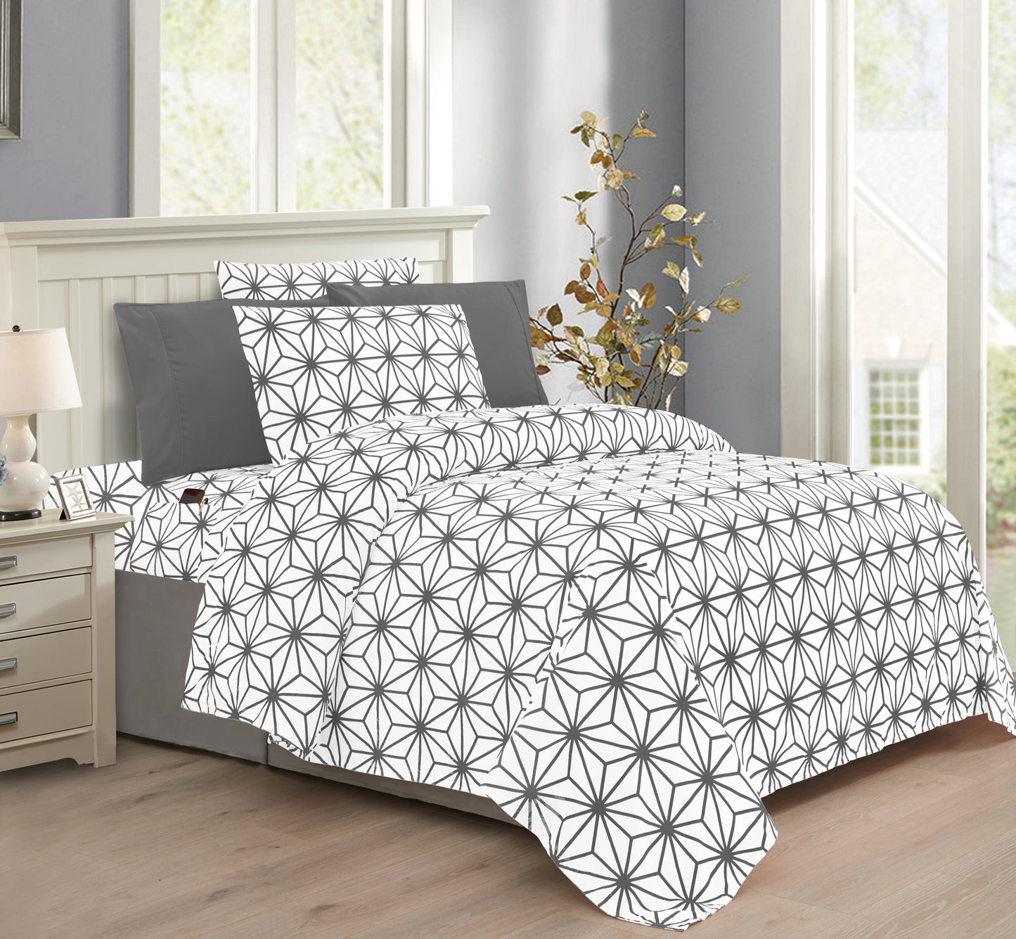 Luxury Bedding Outlet 6-Piece Geometric Cube Pattern Bed Sheet Set