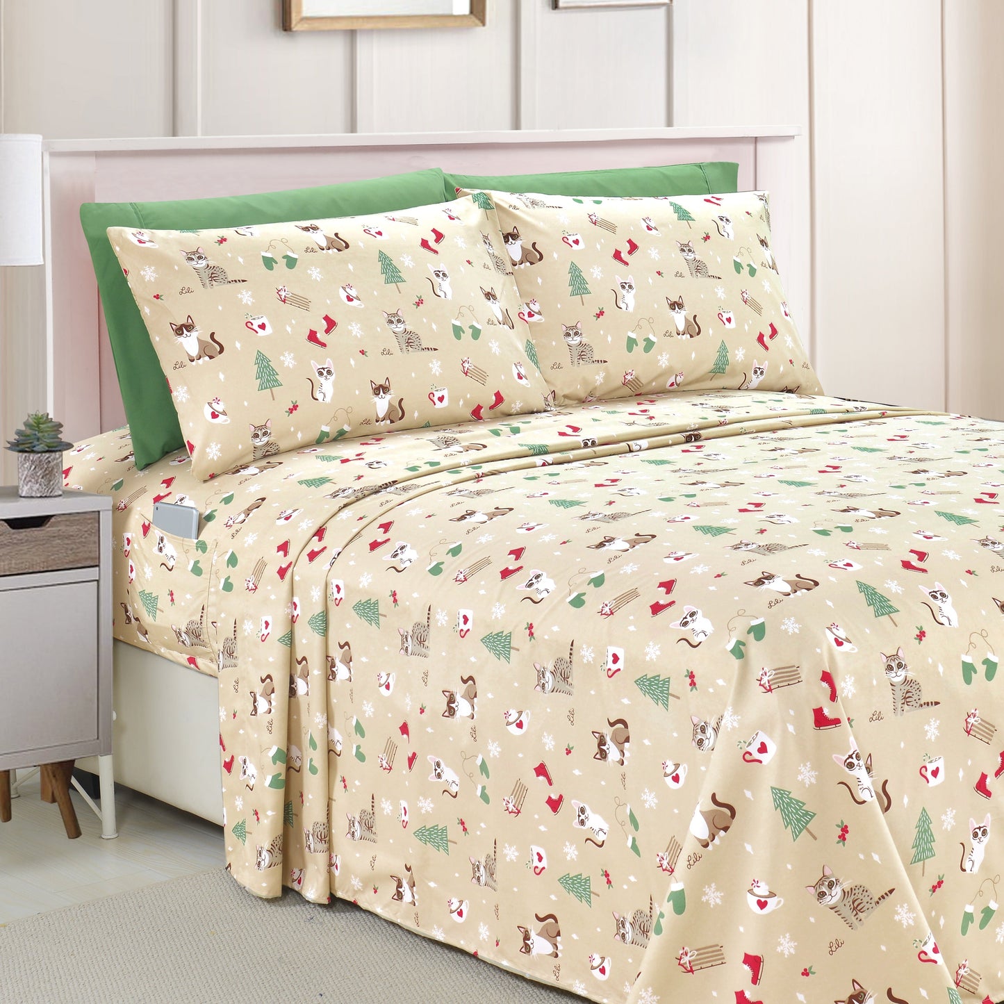 Luxury Bedding Outlet 6-Piece Christmas & Holiday Bed Sheet Set