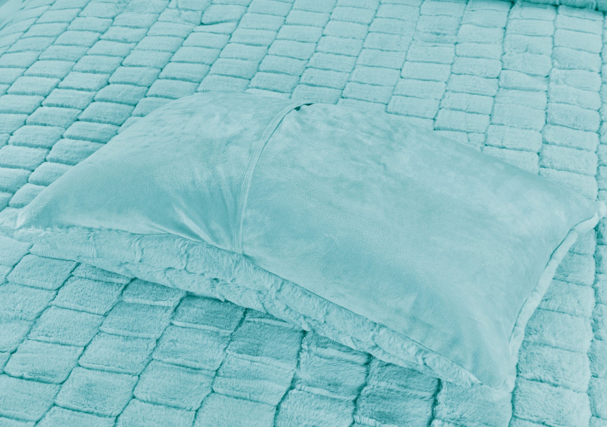 aqua