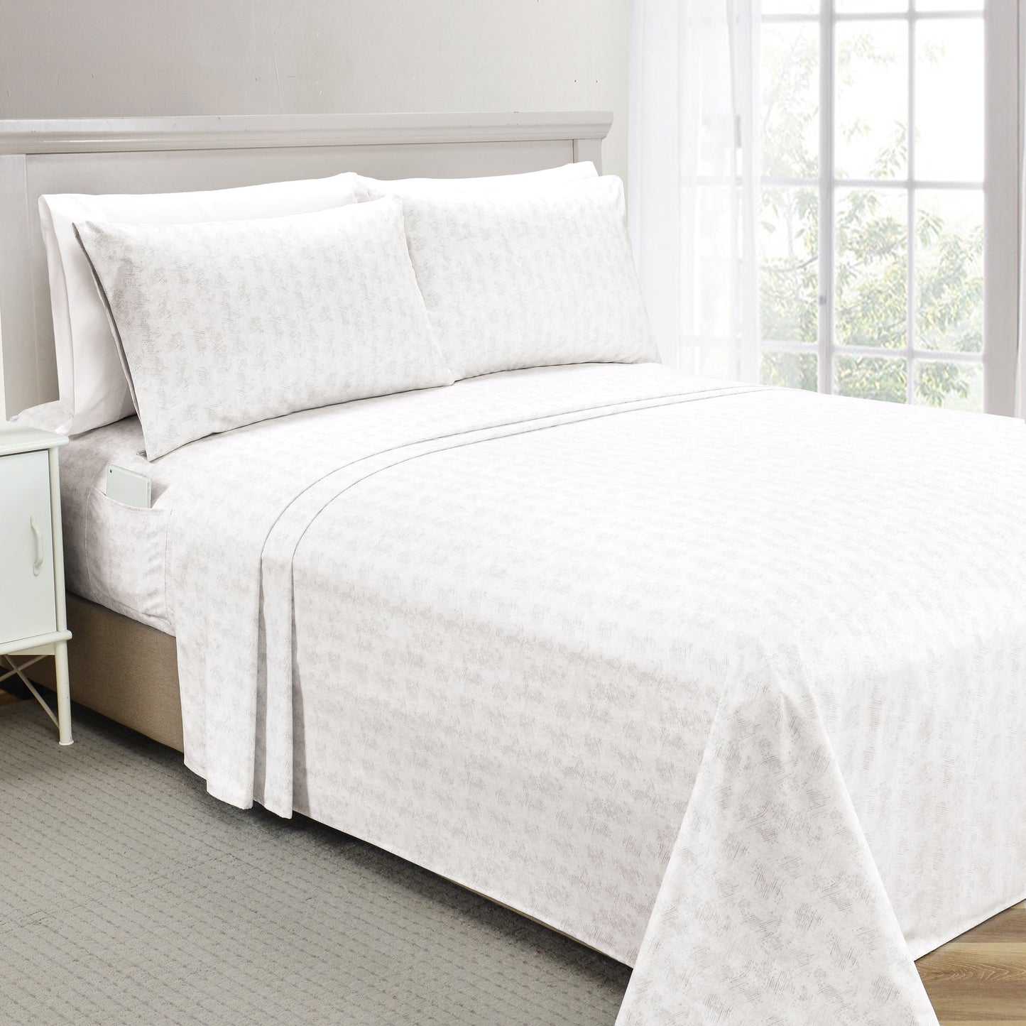 Luxury Bedding Outlet 6-Piece Floral and Stripe Pattern Sheet Set