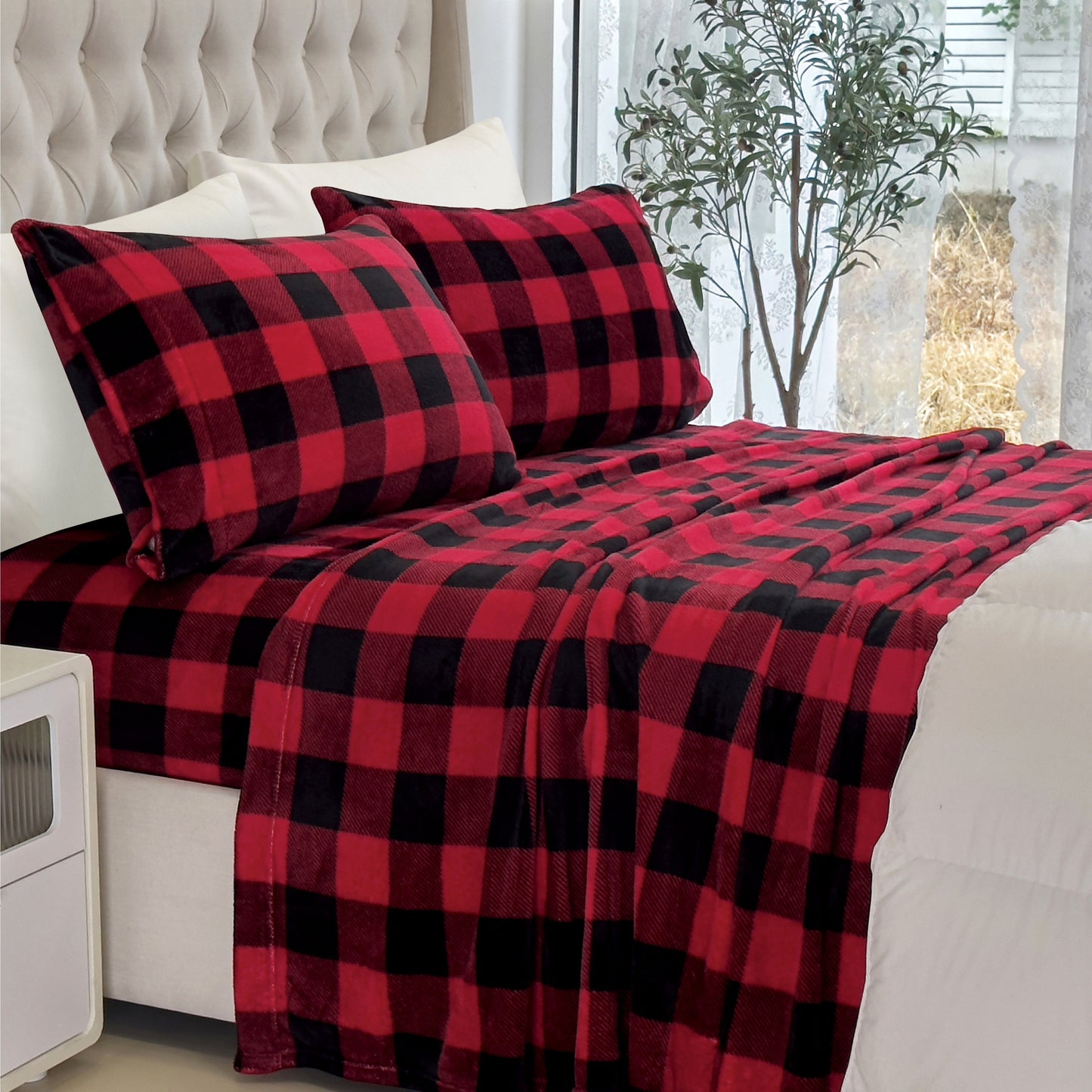 Luxury Bedding Outlet 4-Piece Velvet Plush Flannel Bed Sheet Set