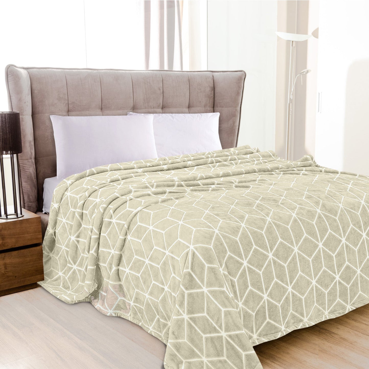 Luxury Bedding Outlet Geometric Pattern Flannel Fleece Blanket