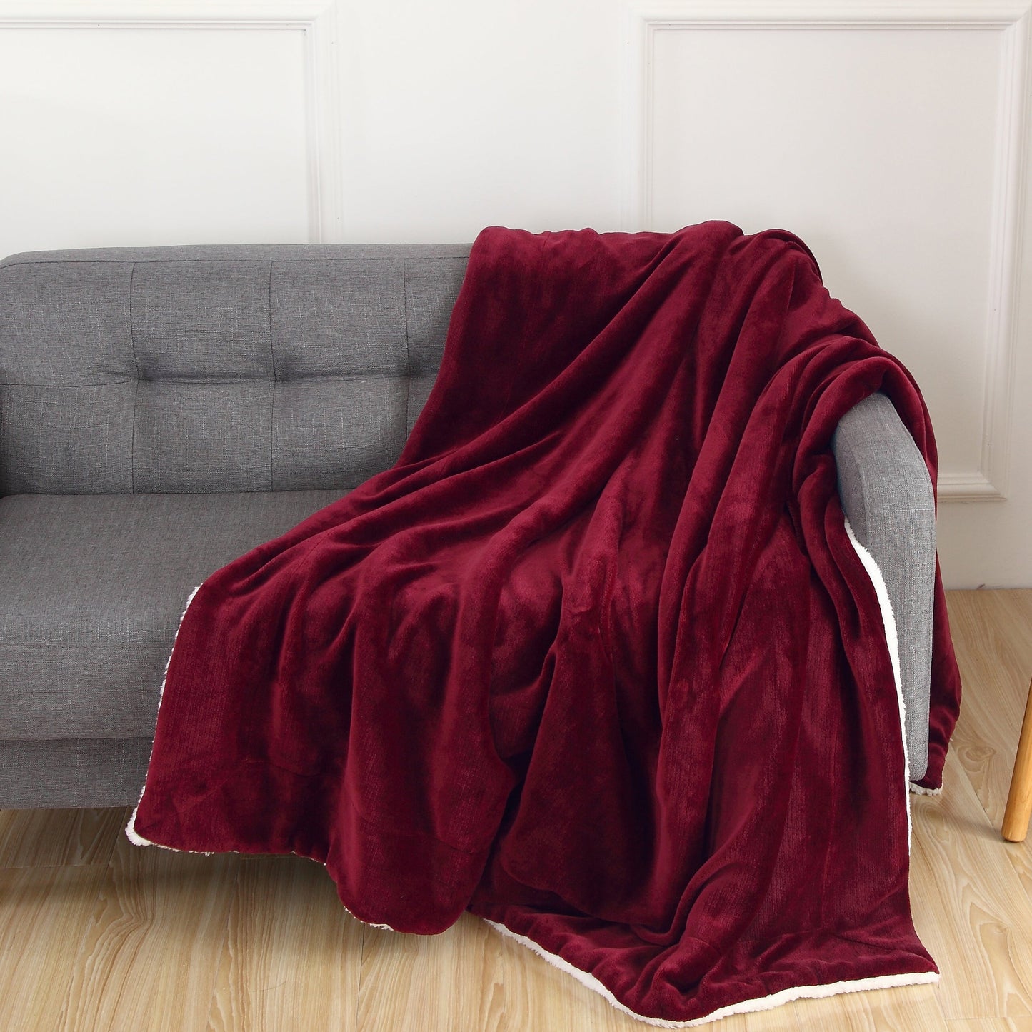 Luxury Bedding Outlet 50" x 60" Sherpa Back Throw Blanket