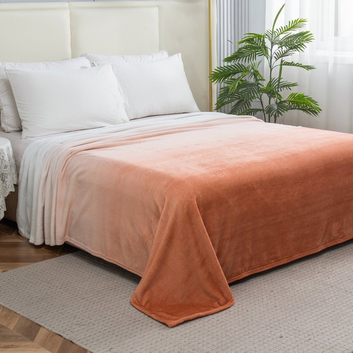 Luxury Bedding Outlet Ombre Pattern Fleece Blanket