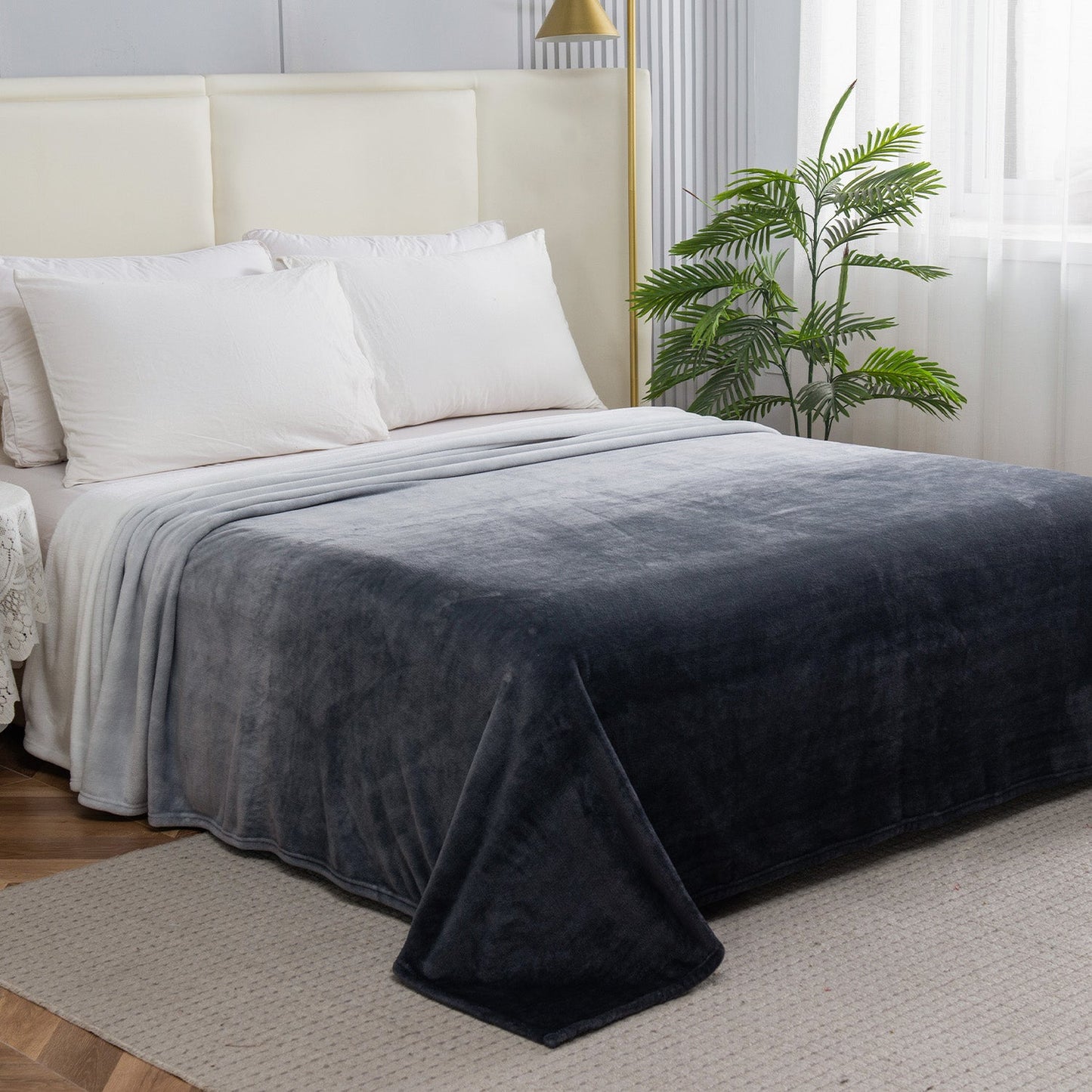 Luxury Bedding Outlet Ombre Pattern Fleece Blanket