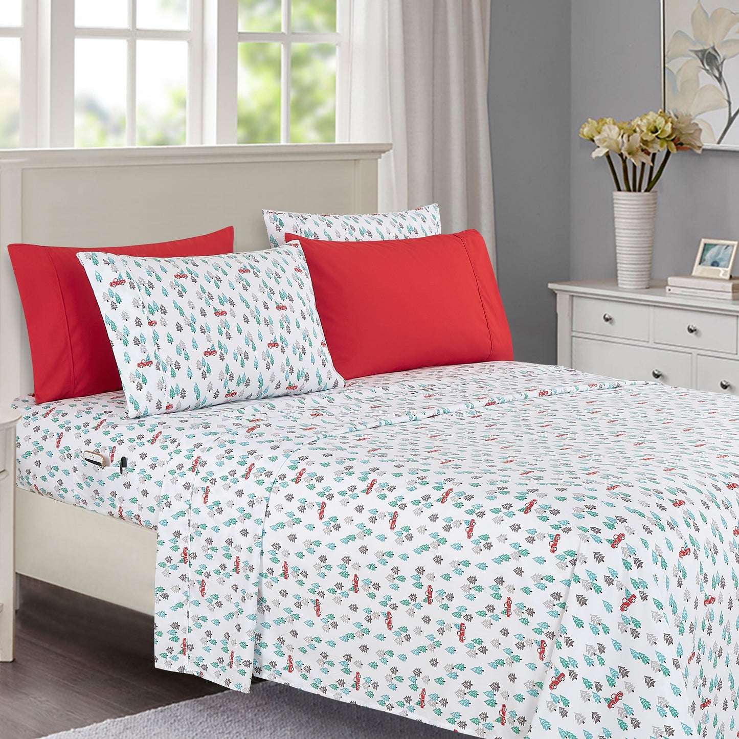 Luxury Bedding Outlet 6-Piece Christmas & Holiday Bed Sheet Set